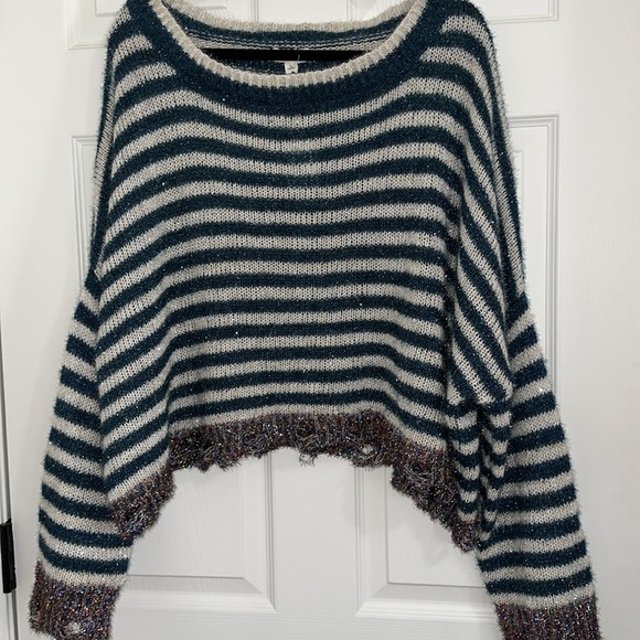 Prima Top - Picture 3 of 7